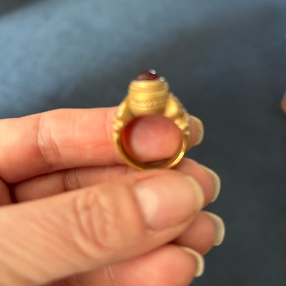 Vintage Elegant Gold and Red Women's Ring 7 - Picture 3 of 3